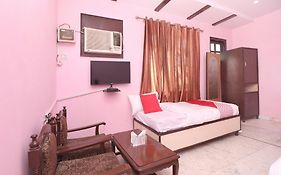 Oyo 12664 Hotel Kailash Regency