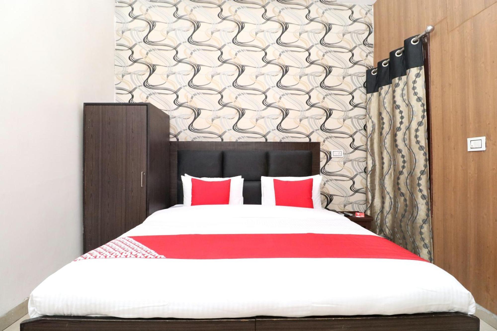 Oyo Hotel Kailash Regency Ludhiana Exterior photo